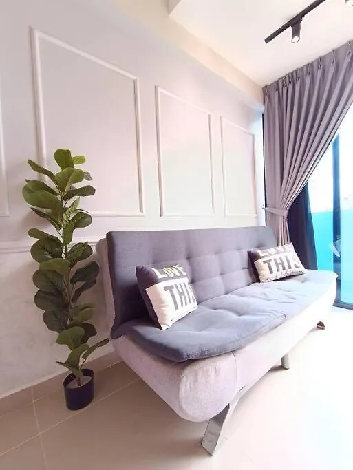 Cl 18A Modern Balcony Klcc View Infinity Pool location